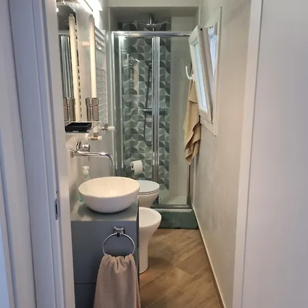 Sea House 3*